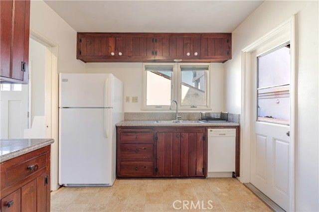 1812 Ocean Drive, Manhattan Beach, CA 90266