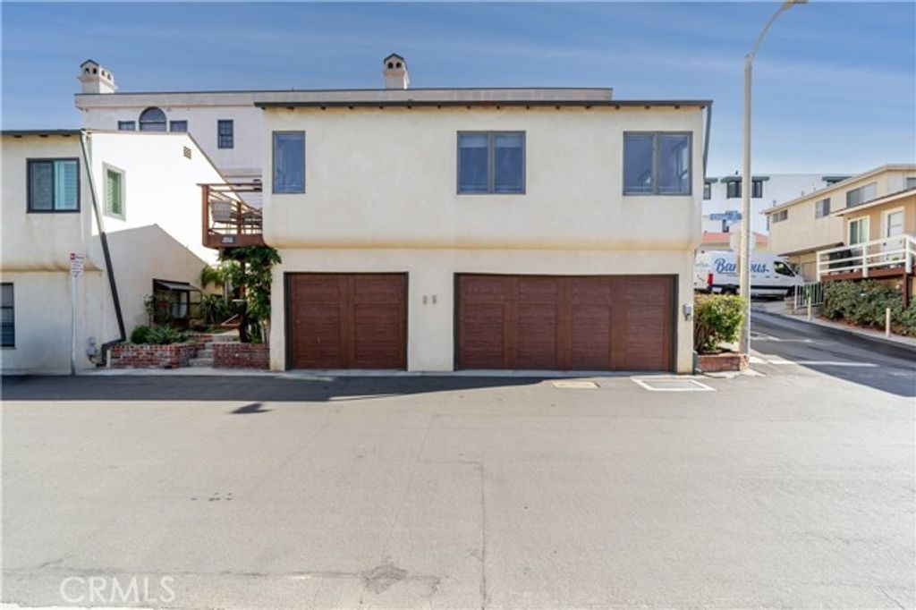 1812 Ocean Drive, Manhattan Beach, CA 90266