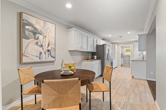 8605 Grumman Drive, Dallas, TX 75228