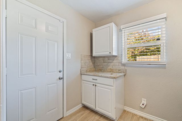 8605 Grumman Drive, Dallas, TX 75228