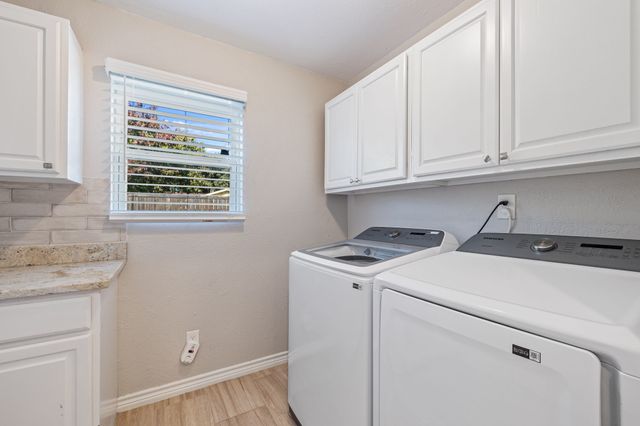 8605 Grumman Drive, Dallas, TX 75228