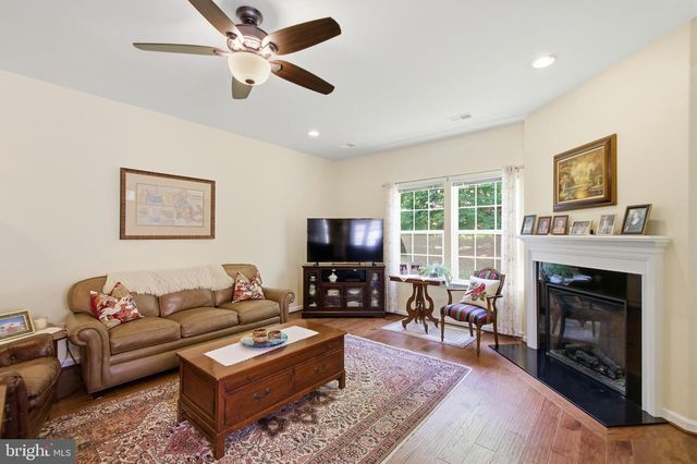 35 HARPERS MILL WAY, Lovettsville, VA 20180