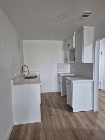 5057 Ridglea Lane 1107, Fort Worth, TX 76116