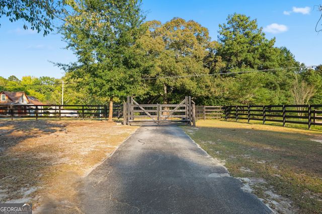 513 Bankstown Road, Brooks, GA 30205