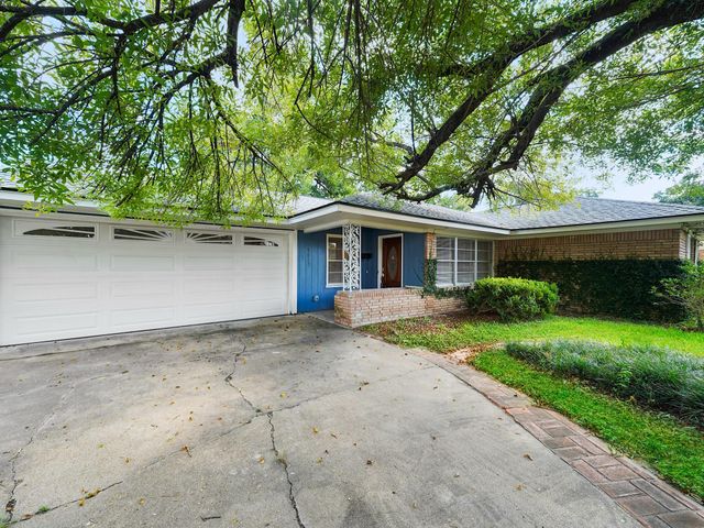9015 Bintliff Drive, Houston, TX 77074