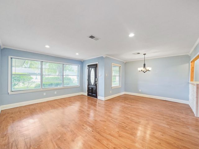 9015 Bintliff Drive, Houston, TX 77074