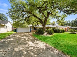 9015 Bintliff Drive, Houston, TX 77074