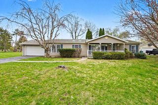 10283 S Arrowhead Drive, Oronoko Twp, MI 49103
