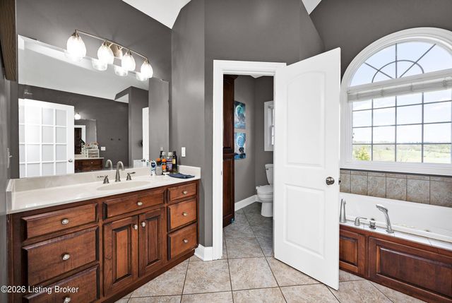 426 Marks Ln, Bardstown, KY 40004
