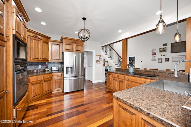 426 Marks Ln, Bardstown, KY 40004