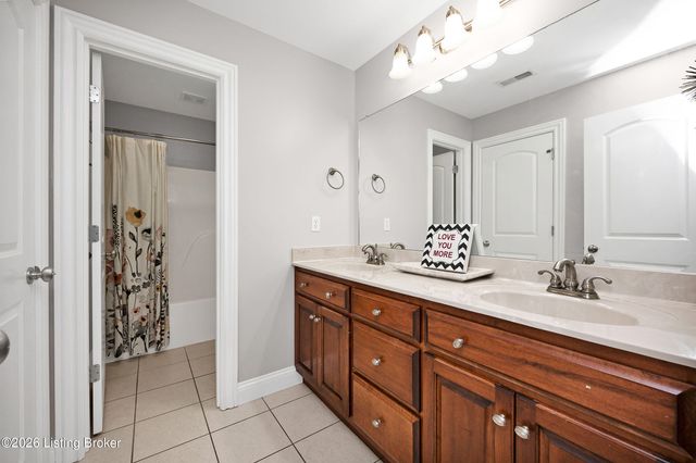 426 Marks Ln, Bardstown, KY 40004