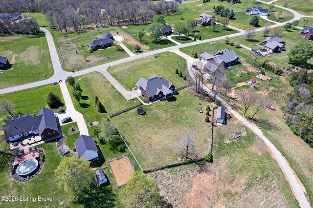 426 Marks Ln, Bardstown, KY 40004