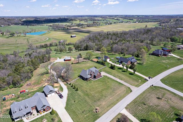 426 Marks Ln, Bardstown, KY 40004