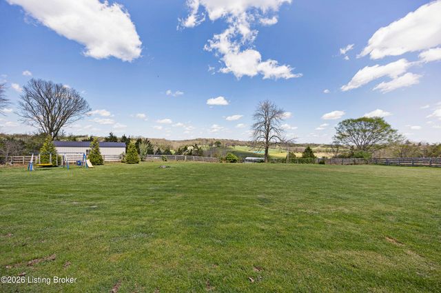 426 Marks Ln, Bardstown, KY 40004