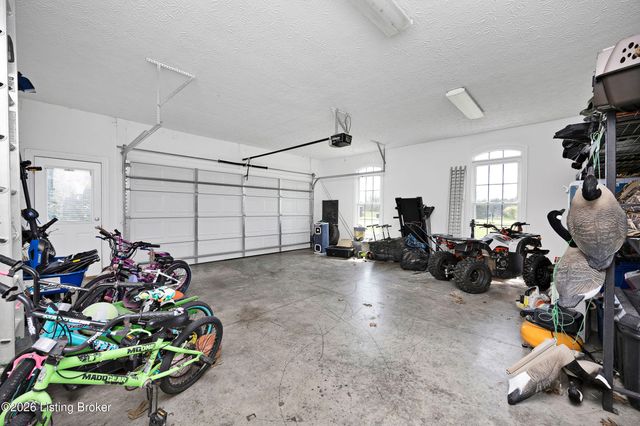 426 Marks Ln, Bardstown, KY 40004