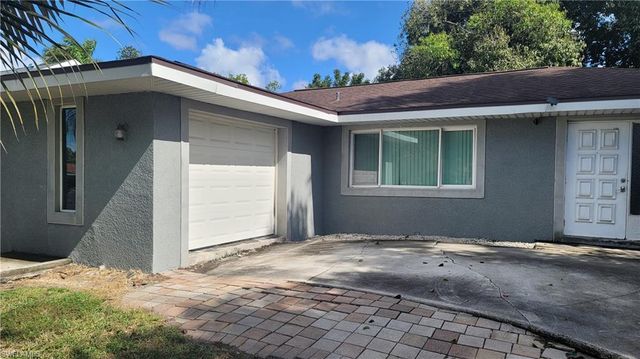 2172 45th ST SW, Naples, FL 34116