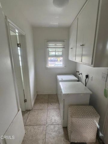 6867 Cantaloupe Avenue, Valley Glen, CA 91405