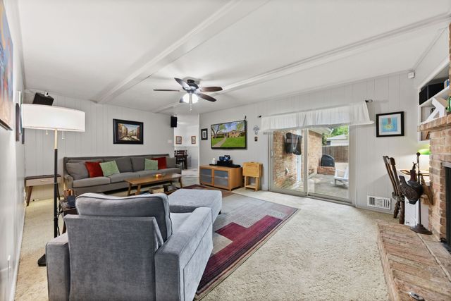 8309 Londonderry Lane, Dallas, TX 75228