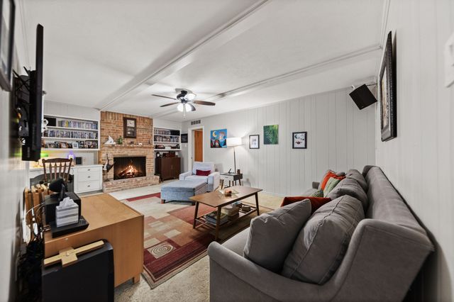 8309 Londonderry Lane, Dallas, TX 75228