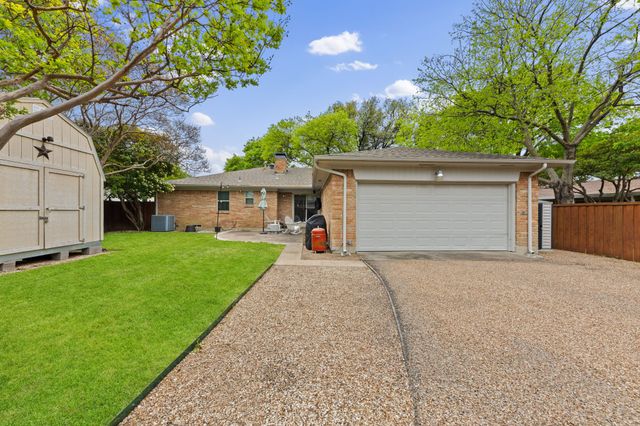 8309 Londonderry Lane, Dallas, TX 75228
