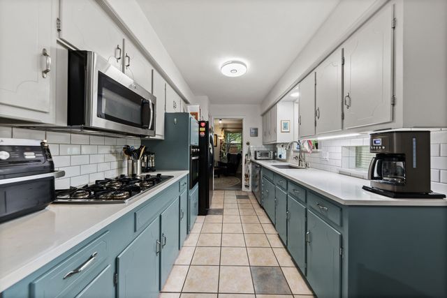 8309 Londonderry Lane, Dallas, TX 75228