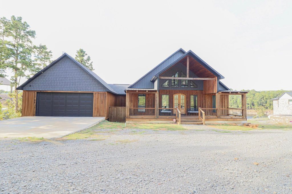 726 Sunny Slope, Greers Ferry, AR 72044