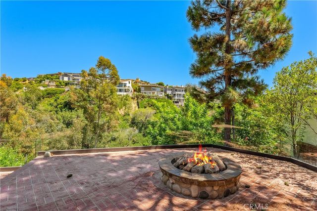 624 Poppy Avenue, Corona Del Mar, CA 92625