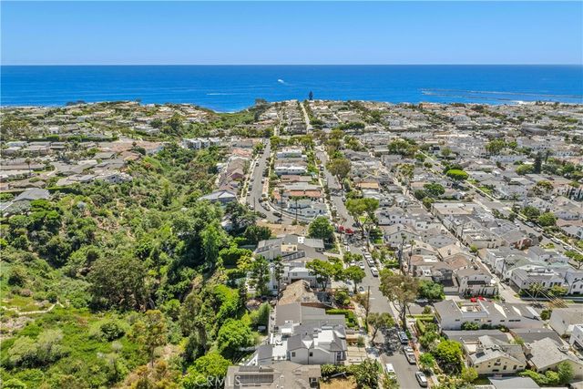 624 Poppy Avenue, Corona Del Mar, CA 92625