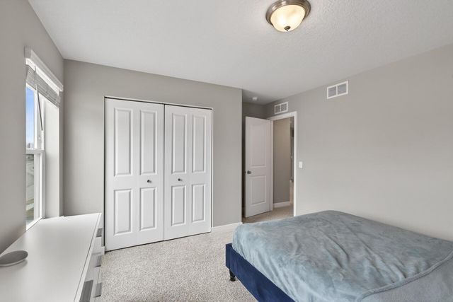 1429 Clover Preserve Lane, Chaska, MN 55318