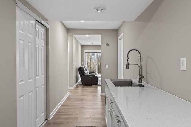 1429 Clover Preserve Lane, Chaska, MN 55318