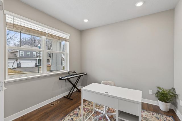 1429 Clover Preserve Lane, Chaska, MN 55318