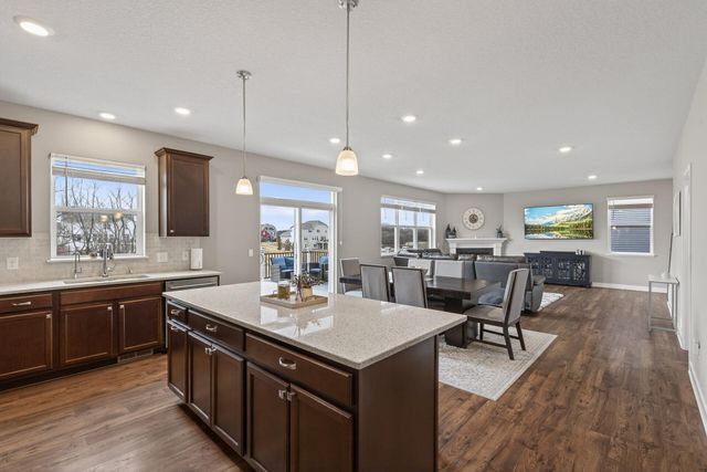 1429 Clover Preserve Lane, Chaska, MN 55318