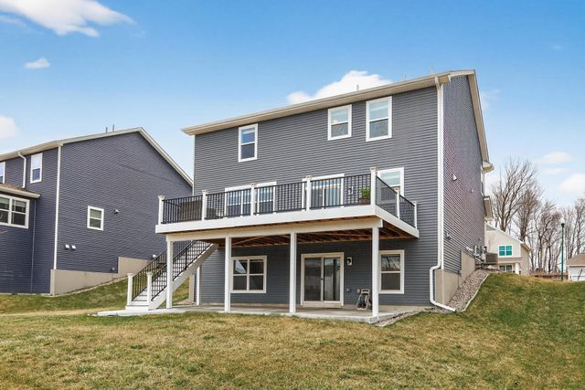 1429 Clover Preserve Lane, Chaska, MN 55318