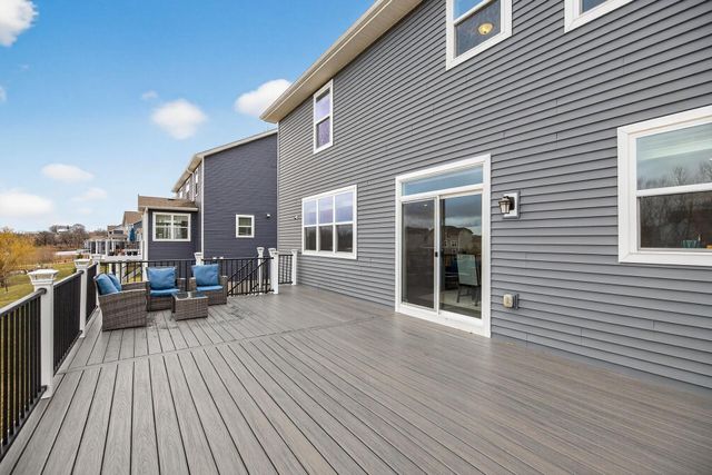 1429 Clover Preserve Lane, Chaska, MN 55318