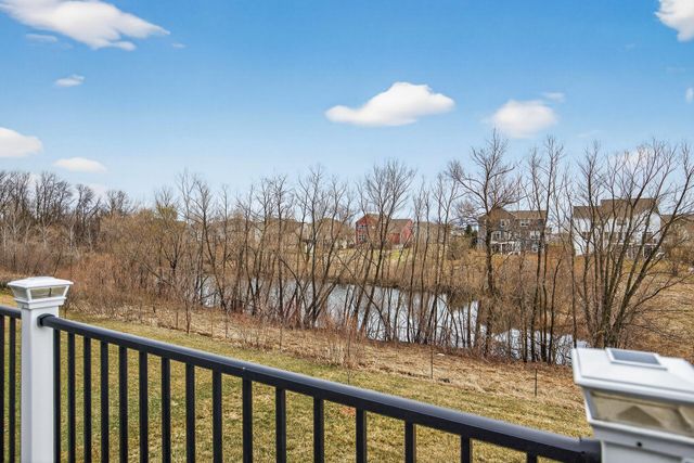 1429 Clover Preserve Lane, Chaska, MN 55318