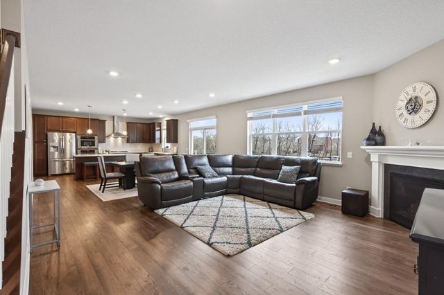 1429 Clover Preserve Lane, Chaska, MN 55318