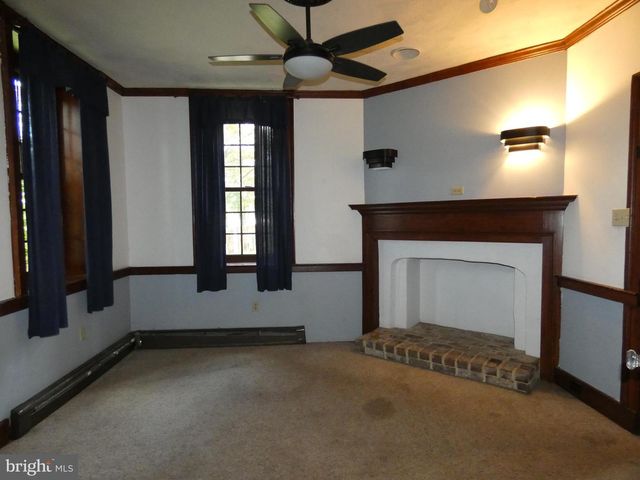441 S FRONT ST, Columbia, PA 17512