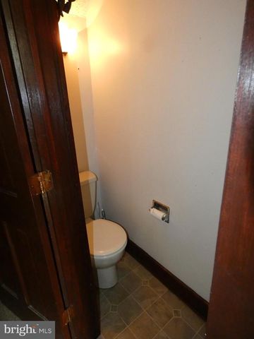 441 S FRONT ST, Columbia, PA 17512