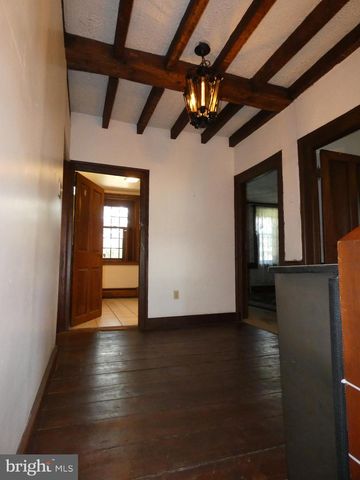 441 S FRONT ST, Columbia, PA 17512