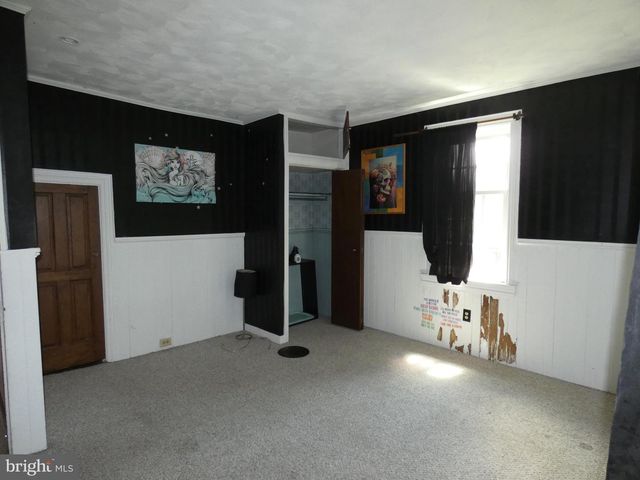 441 S FRONT ST, Columbia, PA 17512