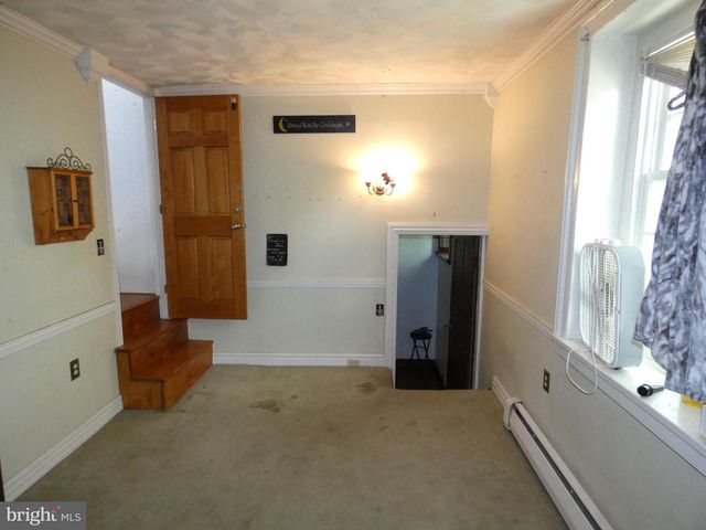 441 S FRONT ST, Columbia, PA 17512
