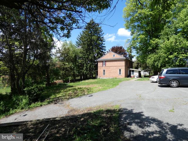 441 S FRONT ST, Columbia, PA 17512
