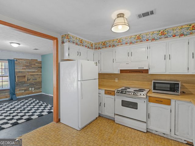 3236 Boulder Drive SW, Stockbridge, GA 30281