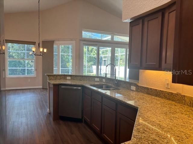 736 SUNFLOWER DRIVE, Palm Harbor, FL 34683