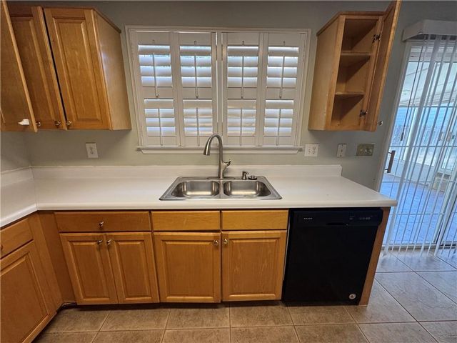 1312 Glenover Way, Marietta, GA 30062