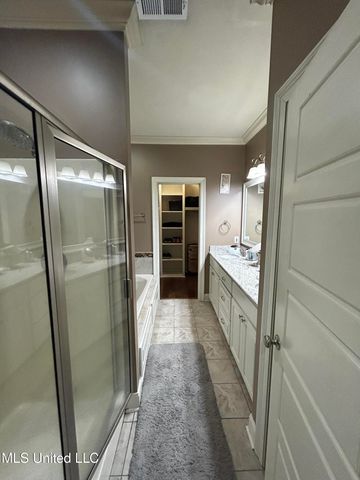 104 Meadowcreek Drive, Brandon, MS 39042