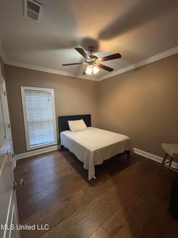 104 Meadowcreek Drive, Brandon, MS 39042