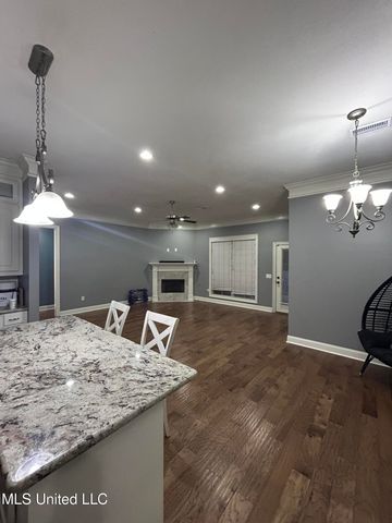 104 Meadowcreek Drive, Brandon, MS 39042