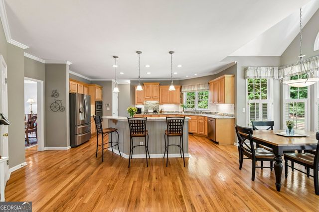 160 Woodcliff Drive, Suwanee, GA 30024