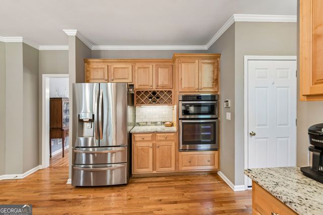160 Woodcliff Drive, Suwanee, GA 30024